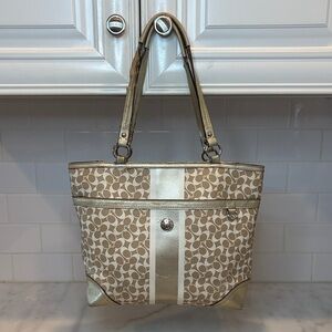 Coach Chelsea Heritage Signature Striped Tote Bag